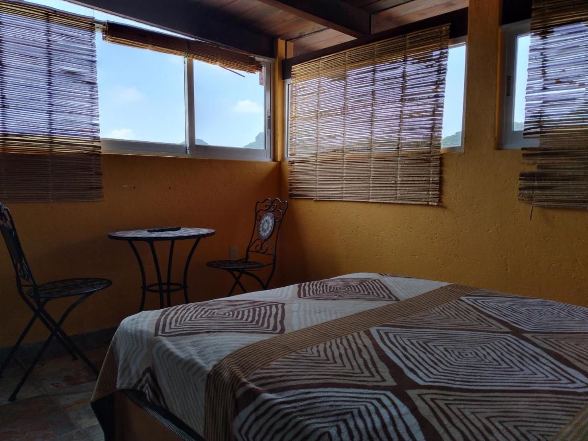 Hospedaje Casa Verde Tepoztlán Buitenkant foto