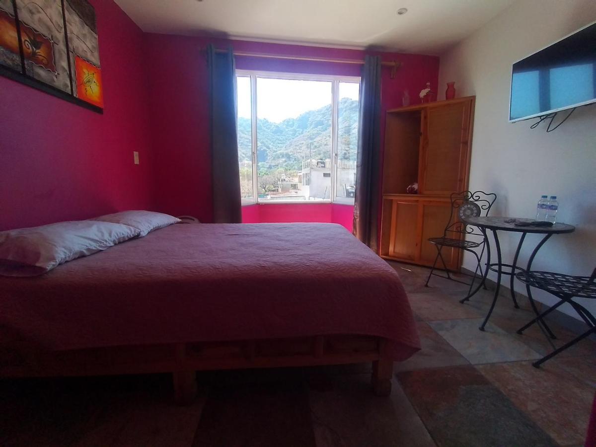 Hospedaje Casa Verde Tepoztlán Buitenkant foto